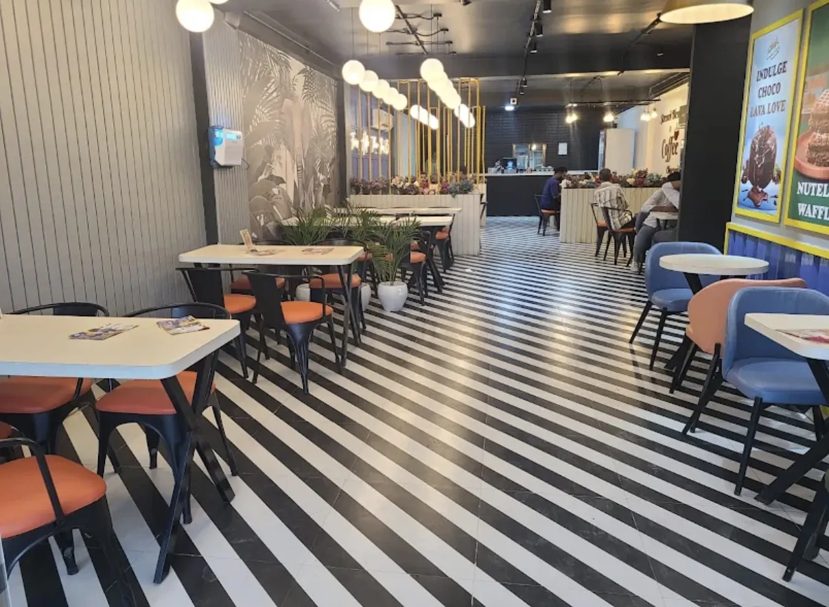 Burger Homie's dining room